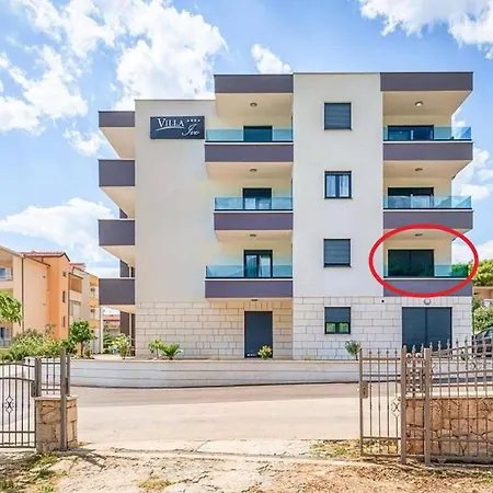 Ivo Apartament Promajna