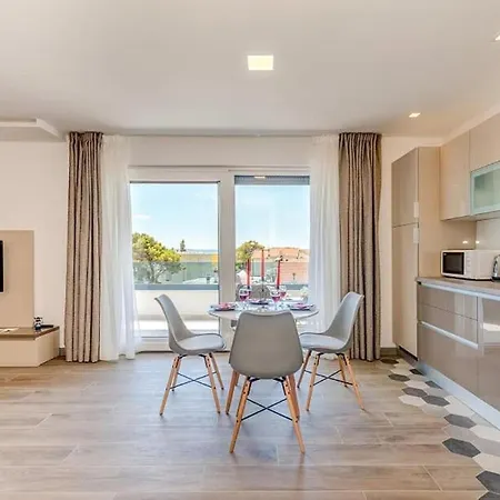 Ivo Apartment Promajna
